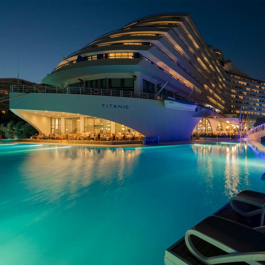 Titanic Beach Lara Resort