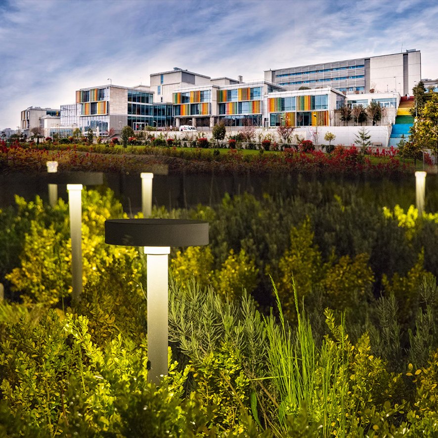 ÖZYEĞİN ÜNİVERSİTESİ 