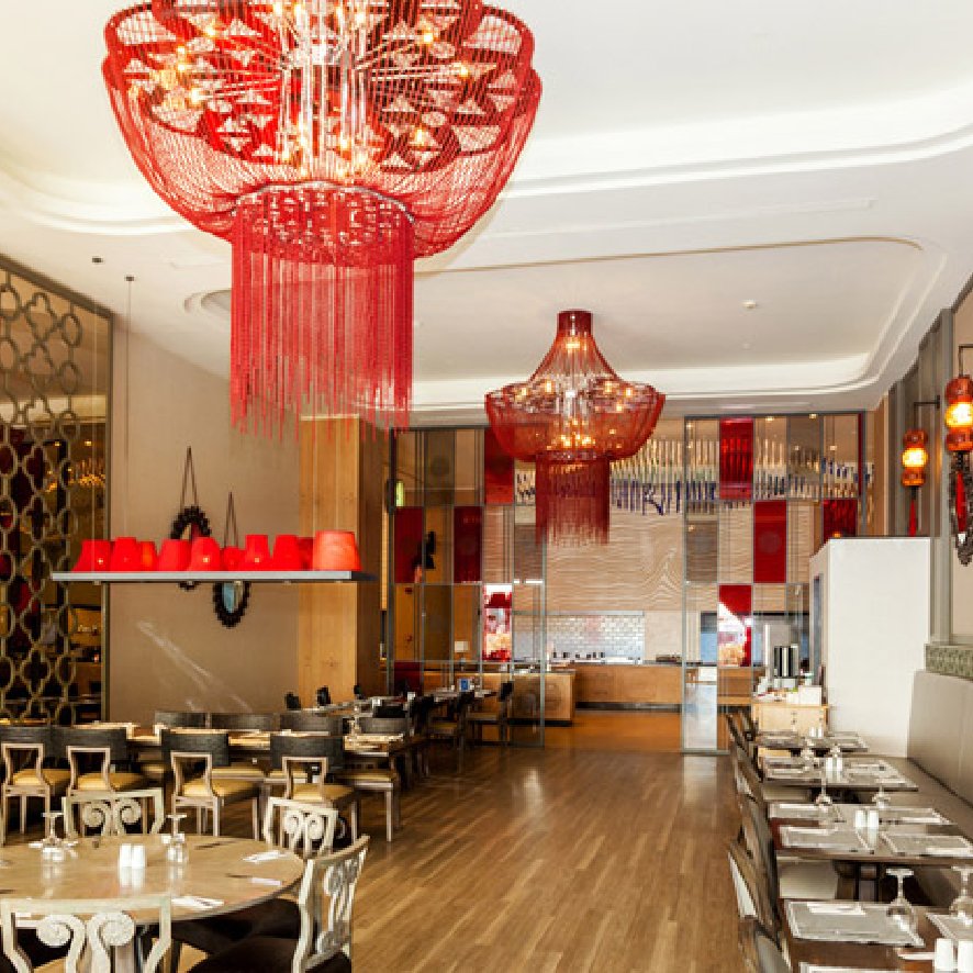 TITANIC DELUXE HOTEL 