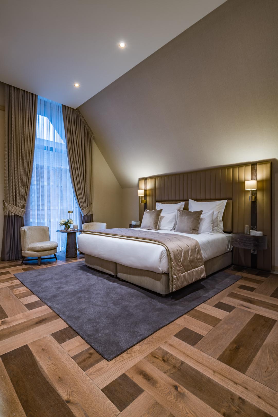 Autoban Stock Exchange Hotel