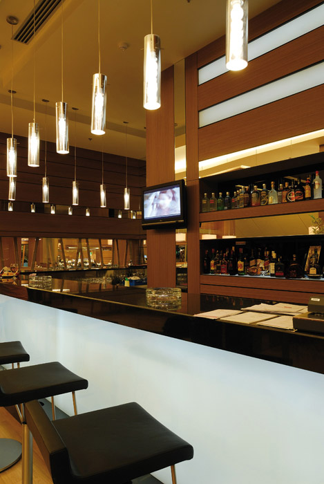 CROWN PLAZA