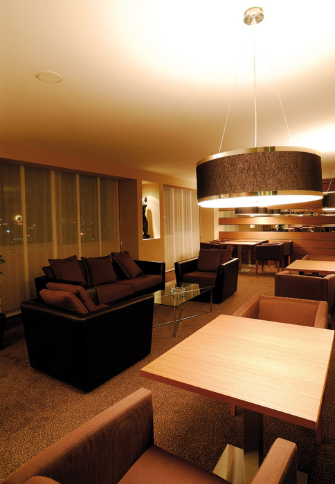 CROWN PLAZA