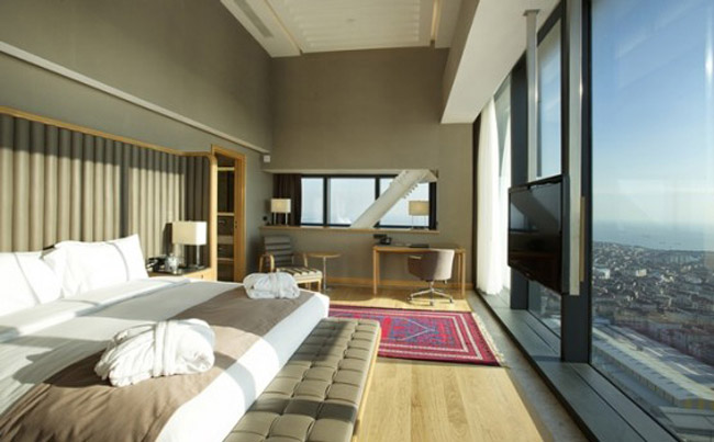 DOUBLE TREE BY HILTON