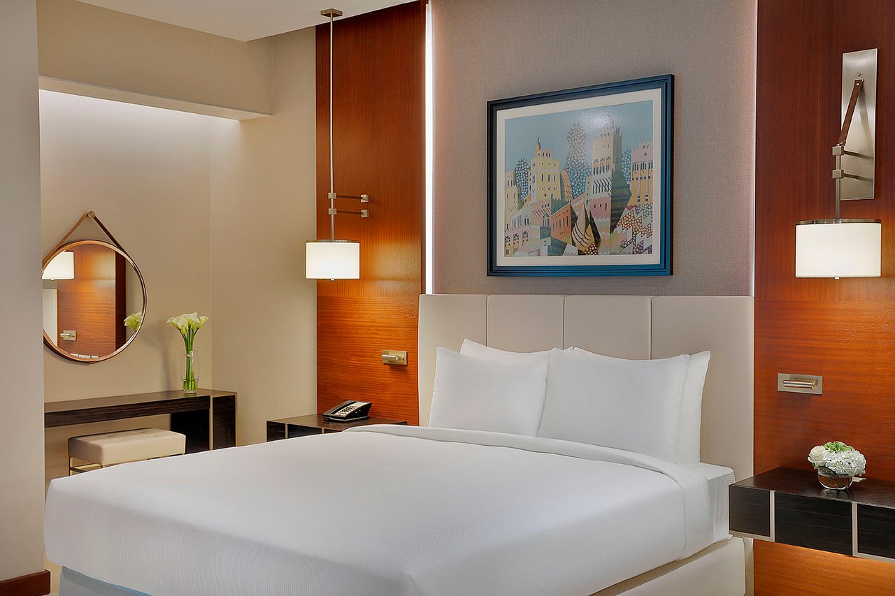 Hilton Doha The Pearl Hotel & Residences