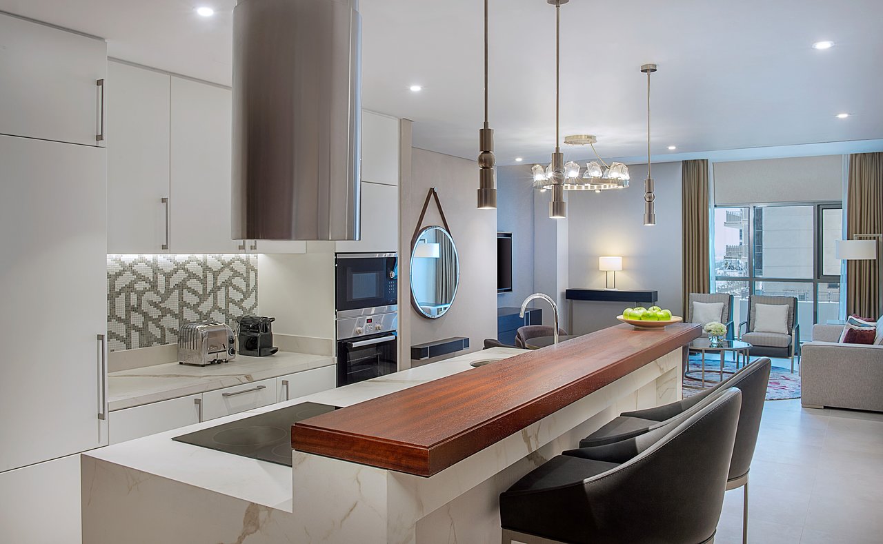 Hilton Doha The Pearl Hotel & Residences