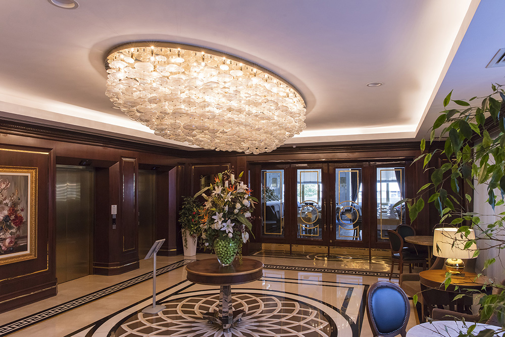 Latanya Hotel