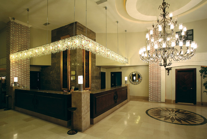 OLEANDER HOTEL