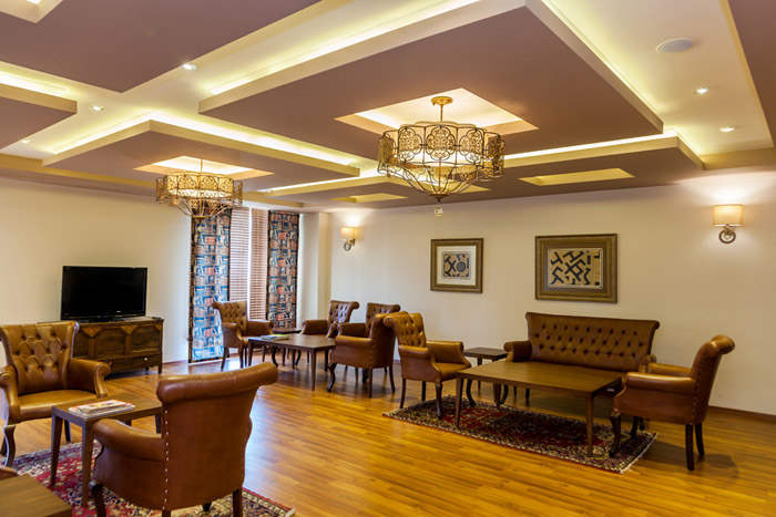 Royal Garden Hotel
