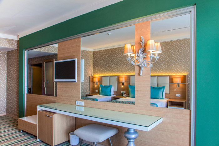 Royal Garden Hotel
