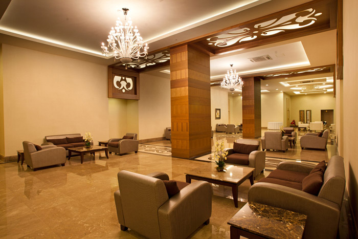 Royal Holiday Palace