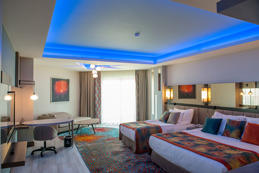 Royal Seginus Hotel