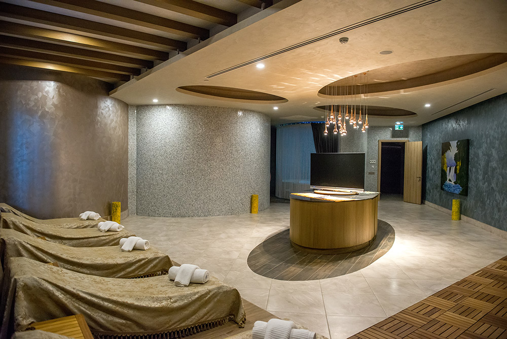 Royal Seginus Hotel