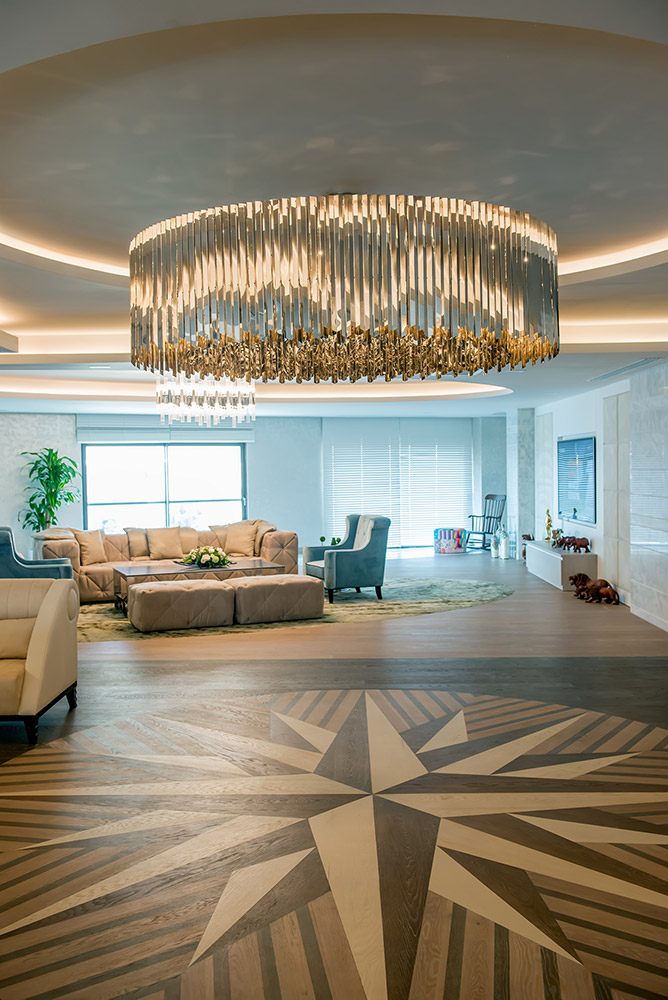 Royal Seginus Hotel