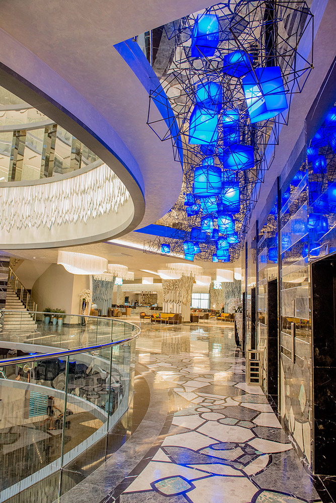 Royal Seginus Hotel