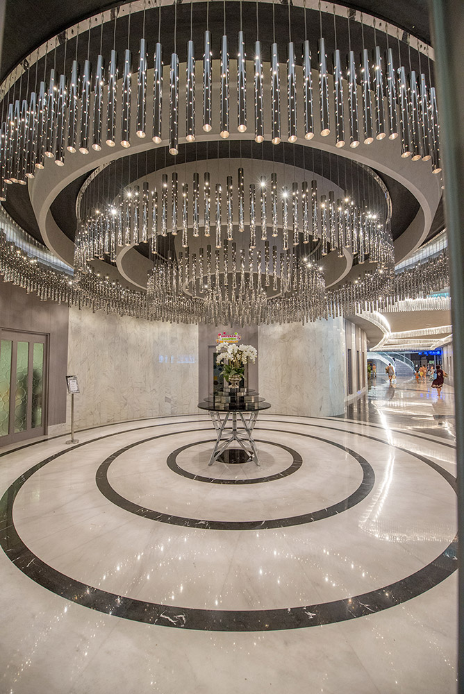 Royal Seginus Hotel