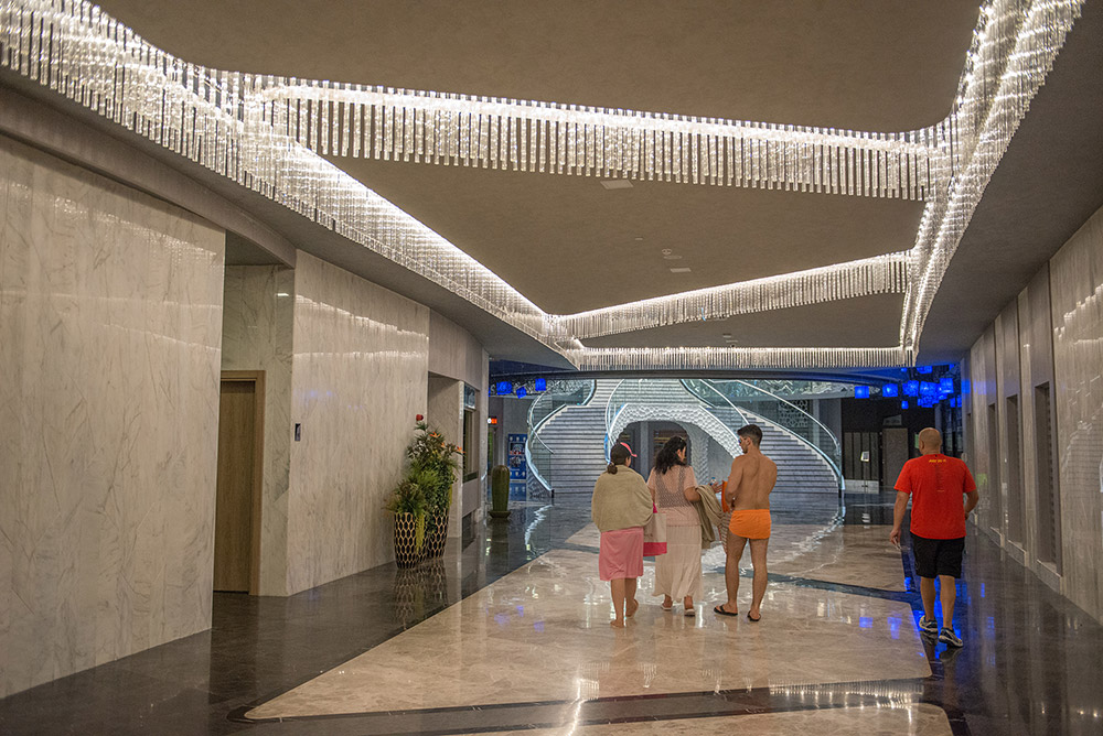 Royal Seginus Hotel