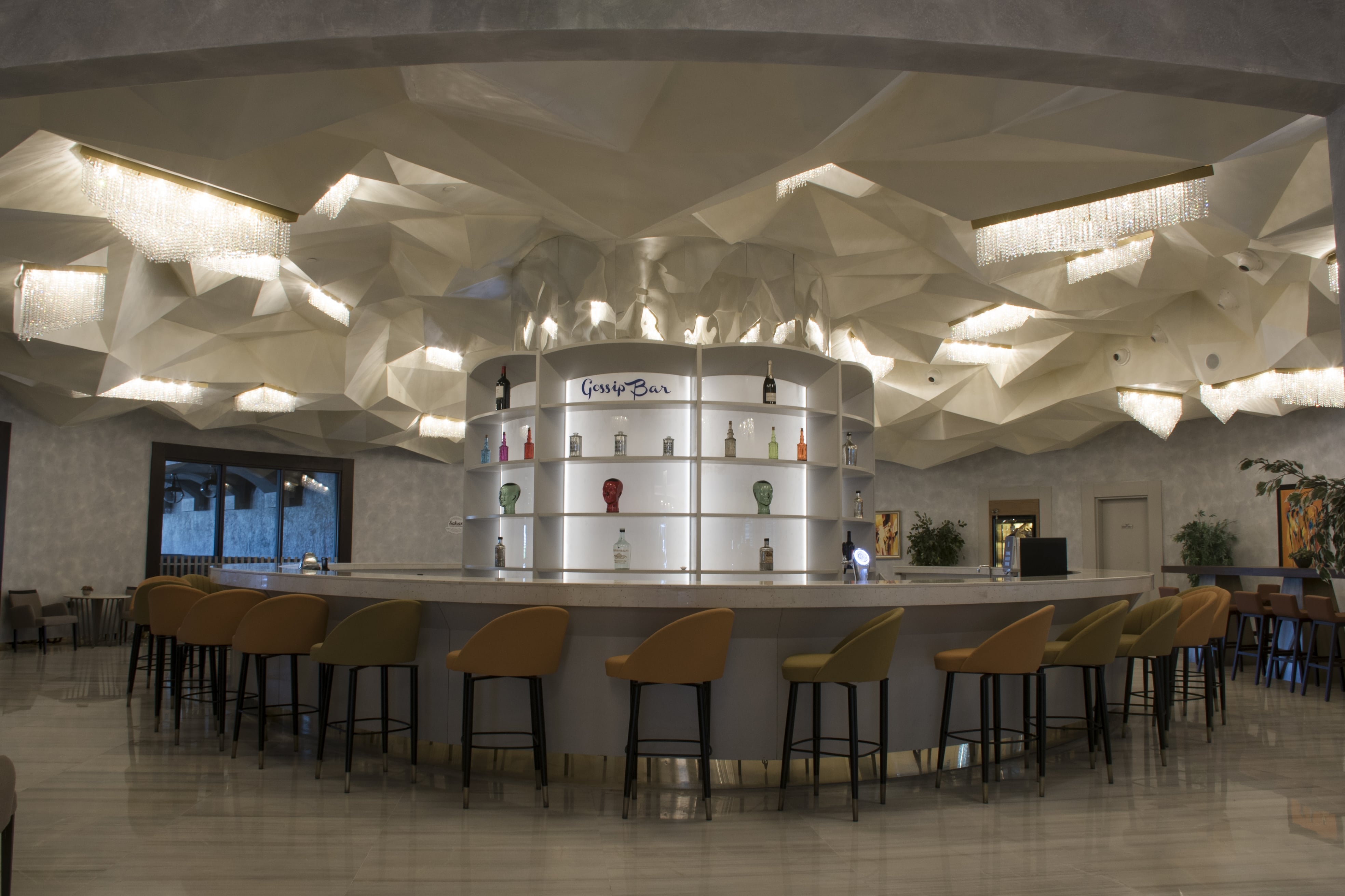 Royal Wings Hotel