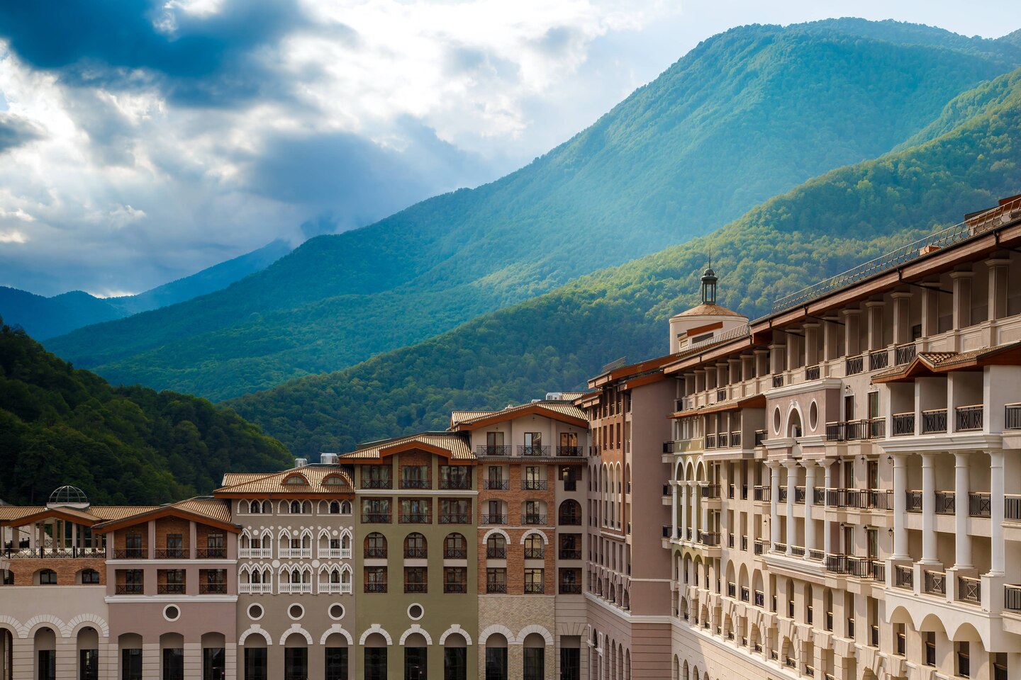 Sochi Marriott Krasnaya Hotel