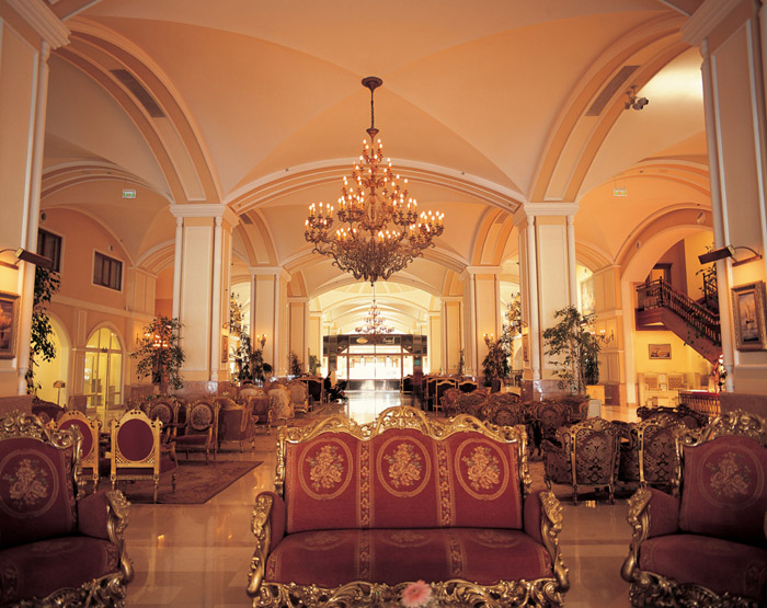 WOW KREMLIN PALACE